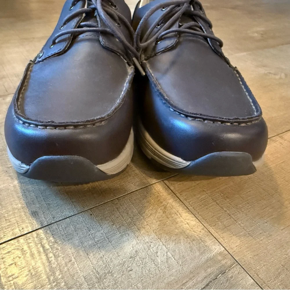 Duluth Trading Co Tower Hill Brown lace up Leather Oxfords comfort walk 9.5